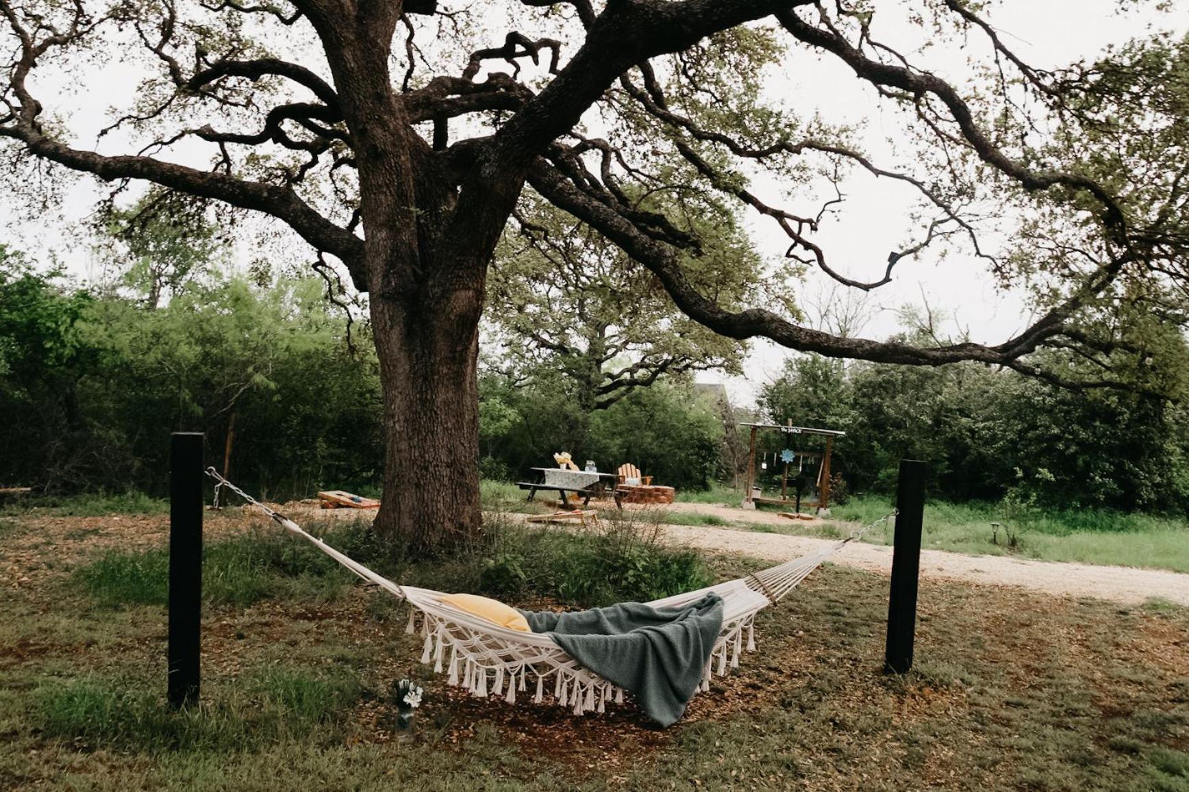 Dean'S Den: Private Deck W/ Jacuzzi And A View Villa New Braunfels Exterior photo