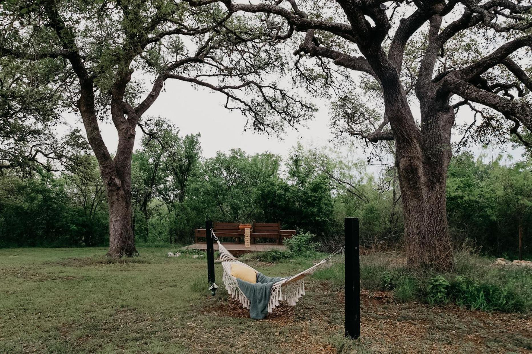 Dean'S Den: Private Deck W/ Jacuzzi And A View Villa New Braunfels Exterior photo